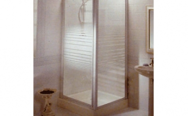 Reguardo de Poliban Pivot Door & Side Panel